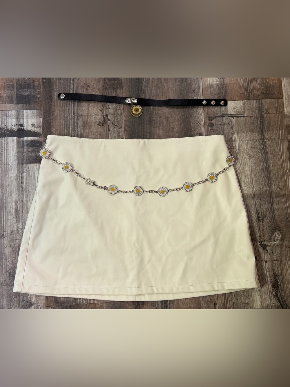 Sugar Thrillz garden grown Mini Skirt with daisy chain Belt
